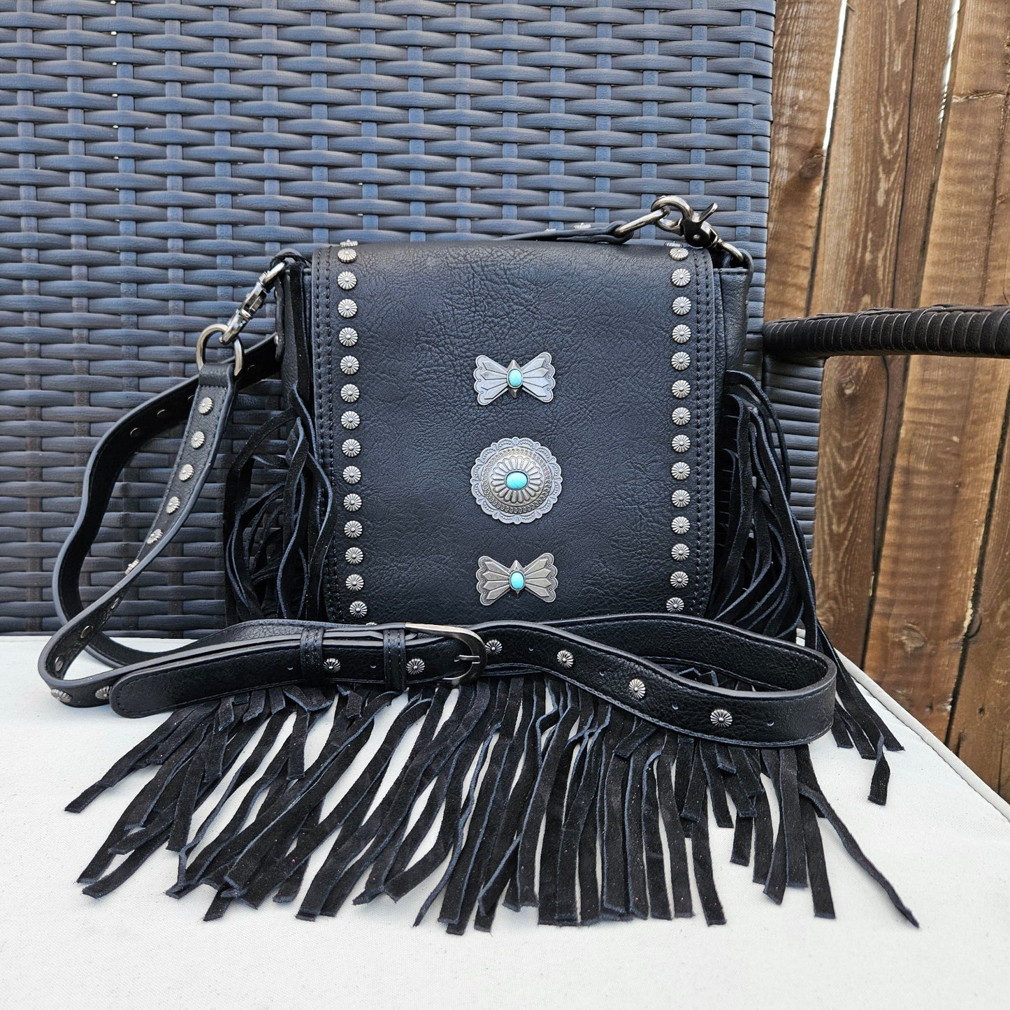 Montana_West_fringe_crossbody_MW1270-8360BK1
