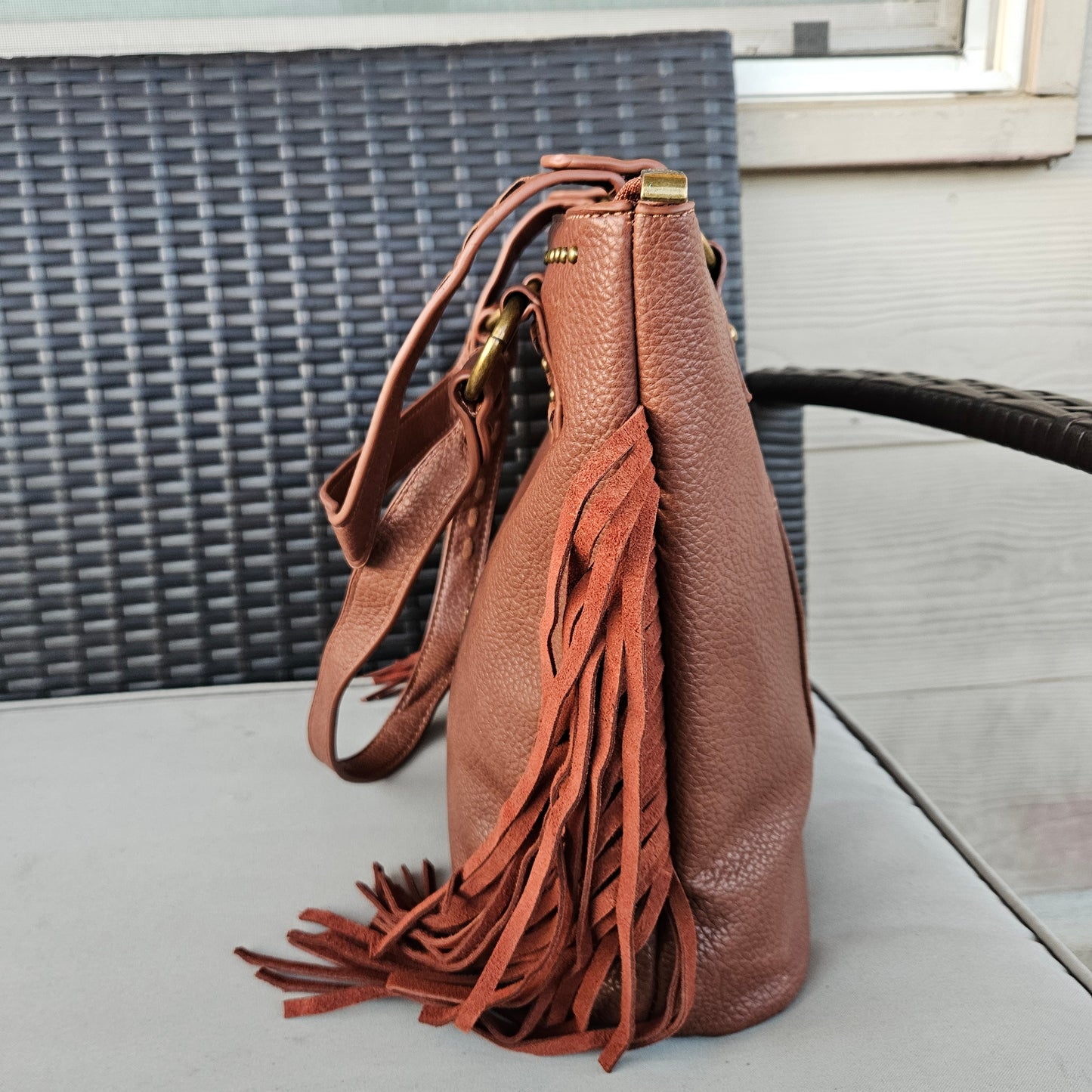 Wrangler Concealed Carry Western Fringe Handbag Brown