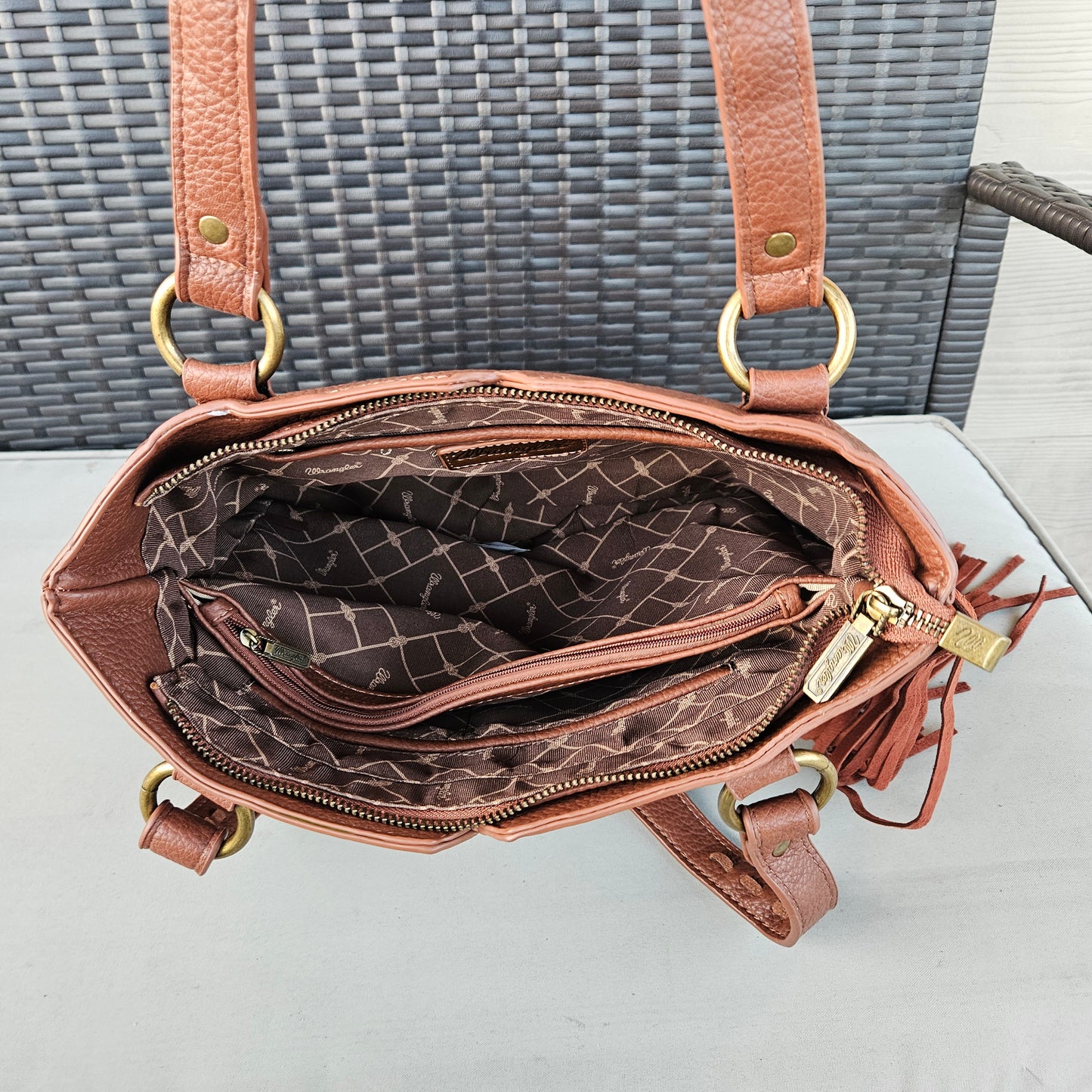 Wrangler Concealed Carry Western Fringe Handbag Brown